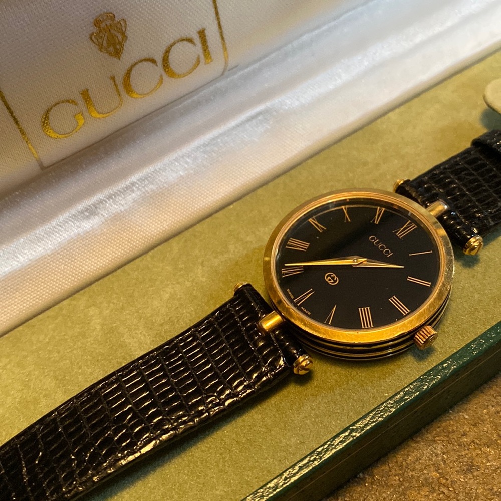 Vintage men’s Gucci wristwatch